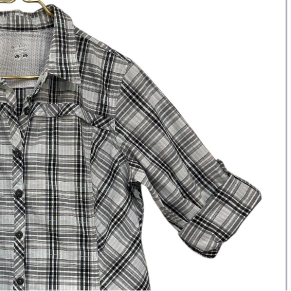 Columbia Plaid Roll Tab Button Down Shirt Size L - Picture 4 of 9